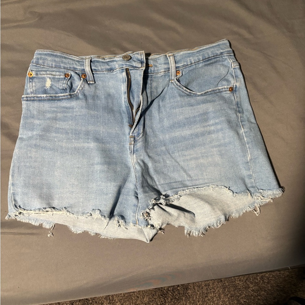 LEVIS DENIM SHORTS